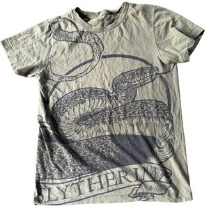 Hot Topic, Harry Potter, Slytherin t-shirt, size xs